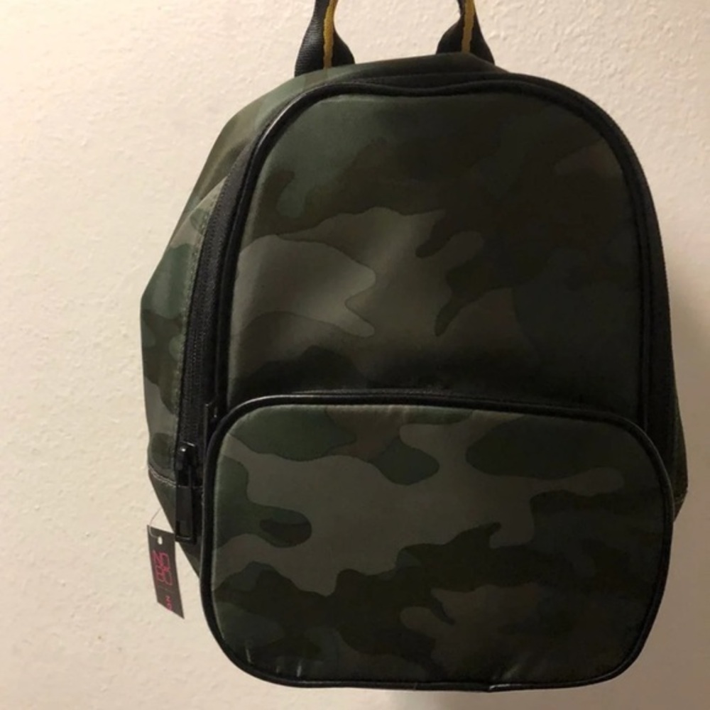 NWT Mini Backpack - Picture 3 of 12